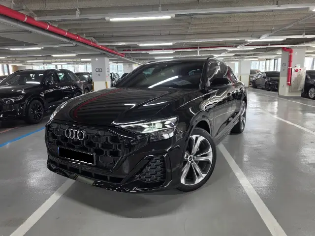 Audi Q8 2018, новый