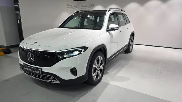 Mercedes-Benz EQB 2022, новый