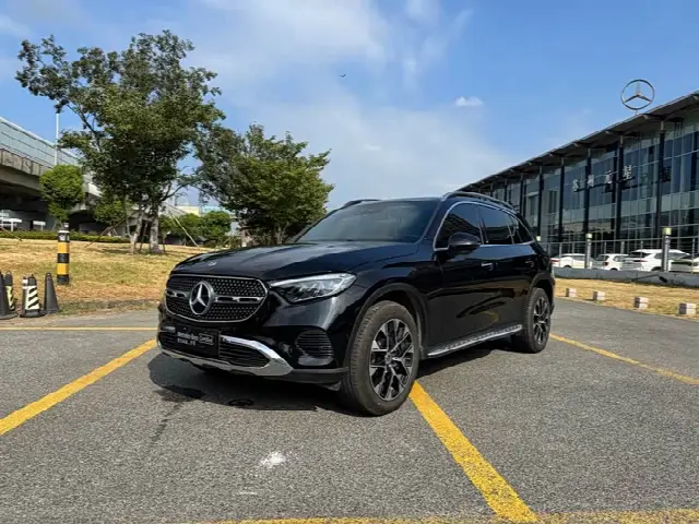 Mercedes-Benz GLC-Class 2026, 9 000 км