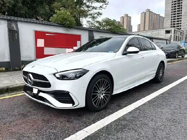 Mercedes-Benz C-Class 2025, 30 000 км