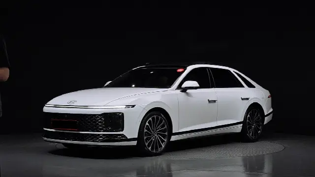Hyundai Grandeur 2022, 14 731 км