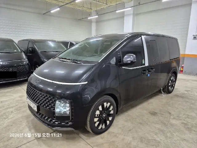 Hyundai Staria 2021, новый