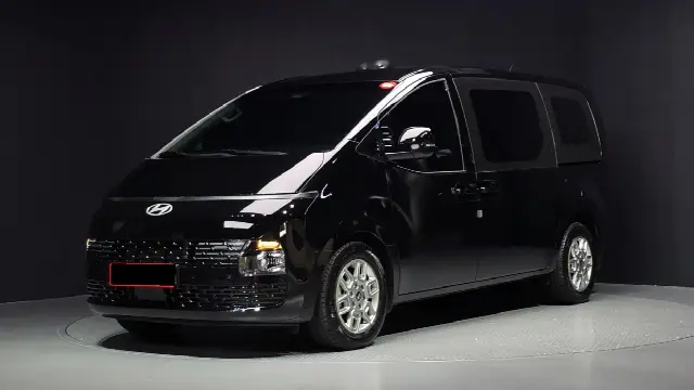 Hyundai Staria 2021, 34 350 км