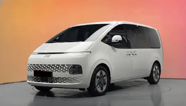 Hyundai Staria 2021, 31 382 км