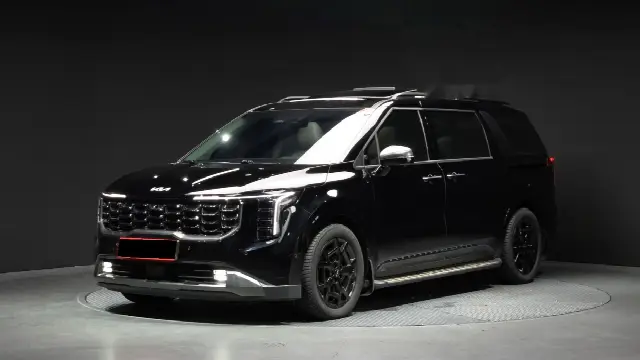 Kia Carnival 2023, 50 708 км
