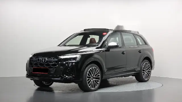 Audi SQ7 2023, новый