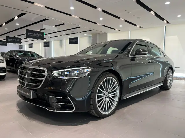 Mercedes-Benz S-Class 2021, 2 042 км