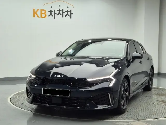 Kia K5 2023, новый