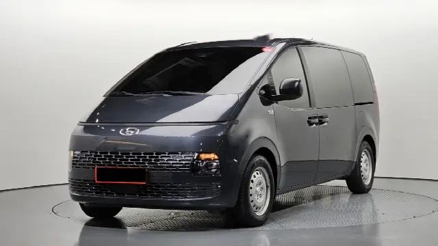 Hyundai Staria 2021, 76 933 км
