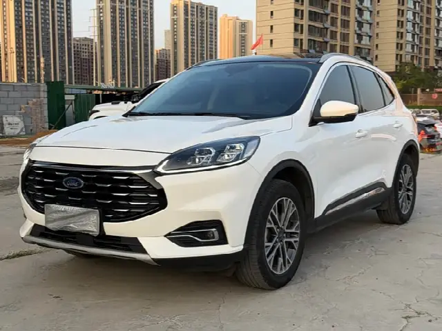 Ford Escape 2024, 45 000 км