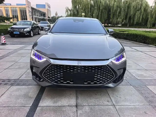 BYD Han 2023, 73 000 км