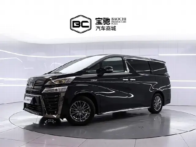 Toyota Vellfire 2023, 47 000 км