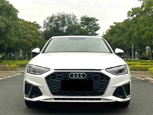 Audi A4L 2024, 40 000 км