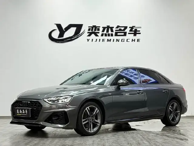 Audi A4L 2022, 64 000 км