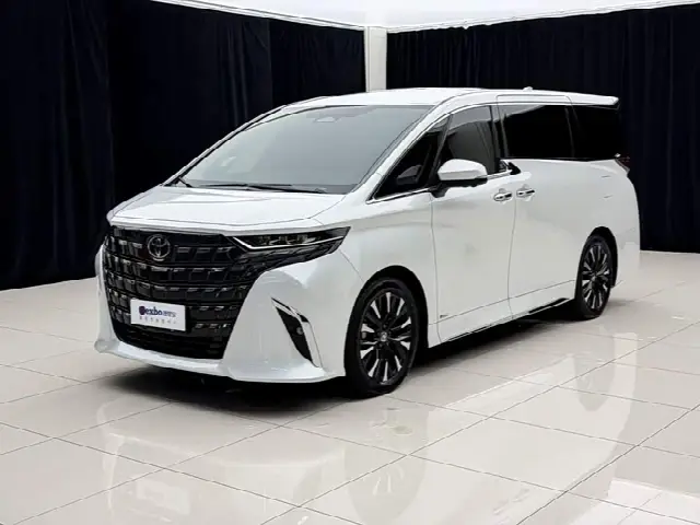 Toyota Alphard 2024, 38 000 км