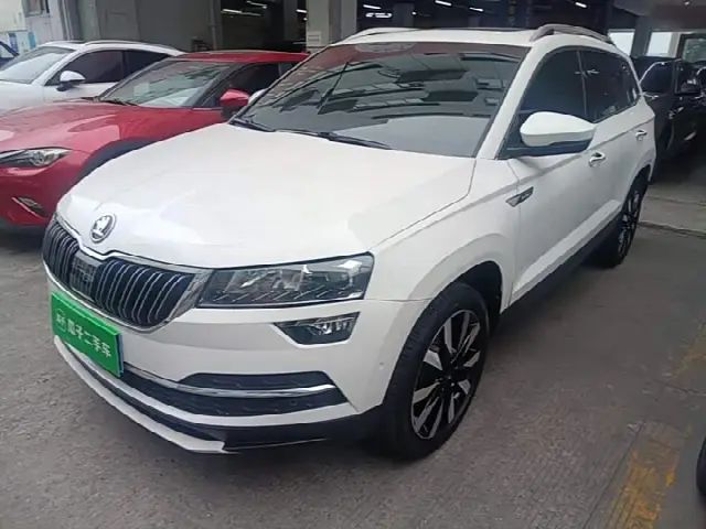 Skoda Karoq 2021, 66 400 км