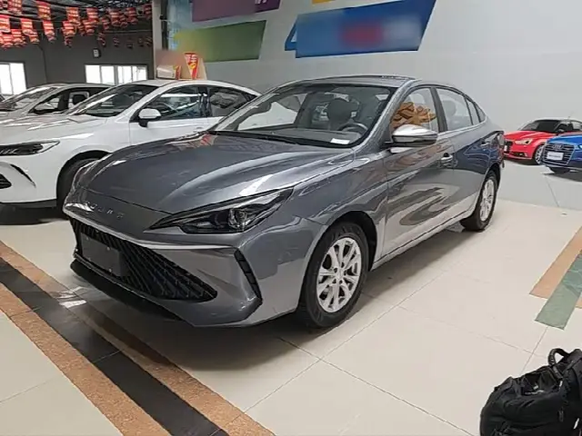 Roewe i5 2026, новый