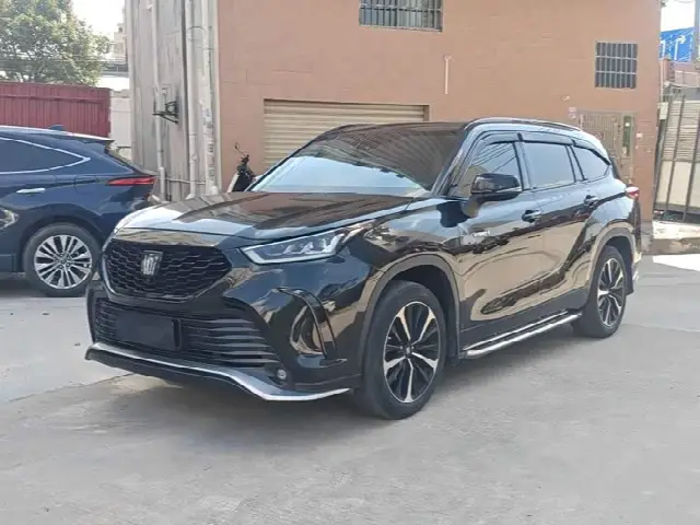 Toyota Crown Kluger 2021, 46 300 км