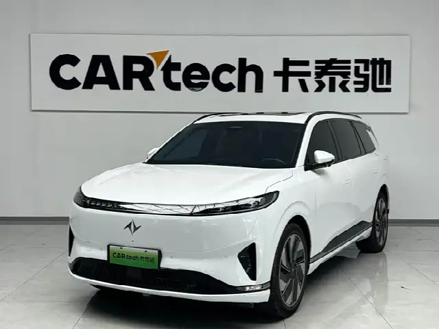 Dongfeng Yipai eπ 008 2025, 14 000 км