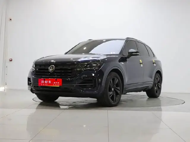 Volkswagen Touareg 2023, 40 000 км