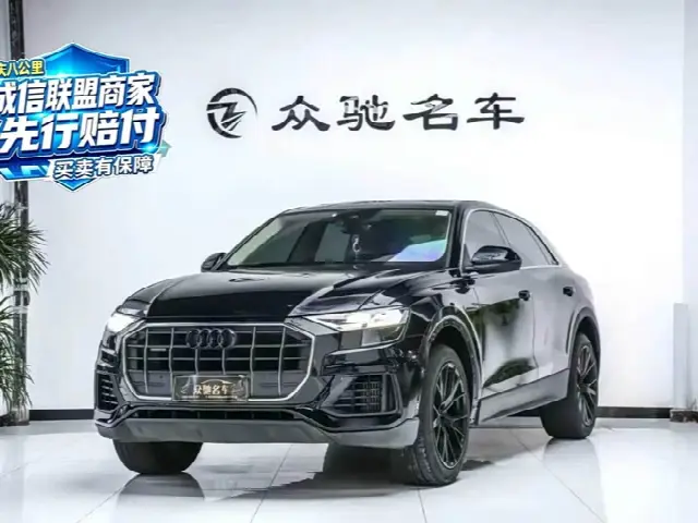 Audi Q8 2021, 59 300 км