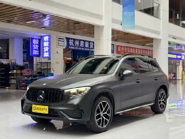 Mercedes-Benz GLC-Class 2023, 33 300 км