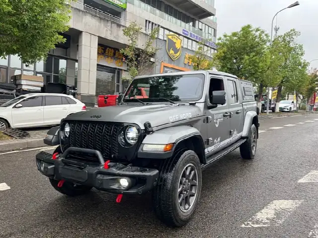 Jeep Gladiator 2022, 20 000 км