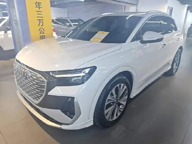 Audi Q4 e-tron 2024, 9 200 км