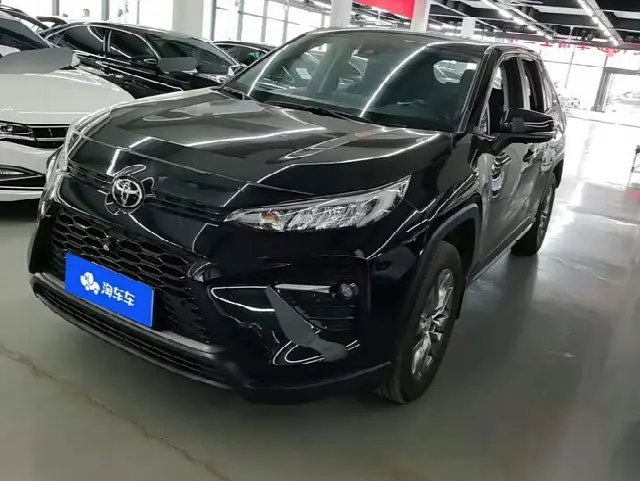 Toyota Wildlander 2024, 24 300 км