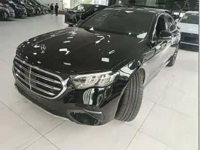 Mercedes-Benz E-Class Hybrid 2024, 7 400 км