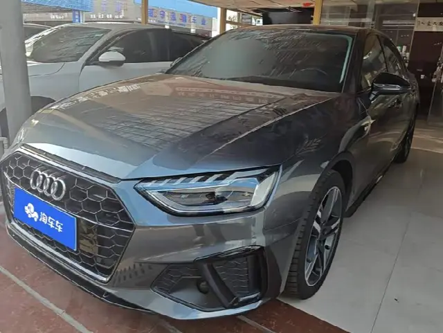 Audi A4L 2022, 36 800 км