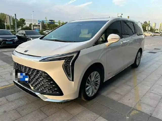 Buick GL8 Century 2023, 55 000 км