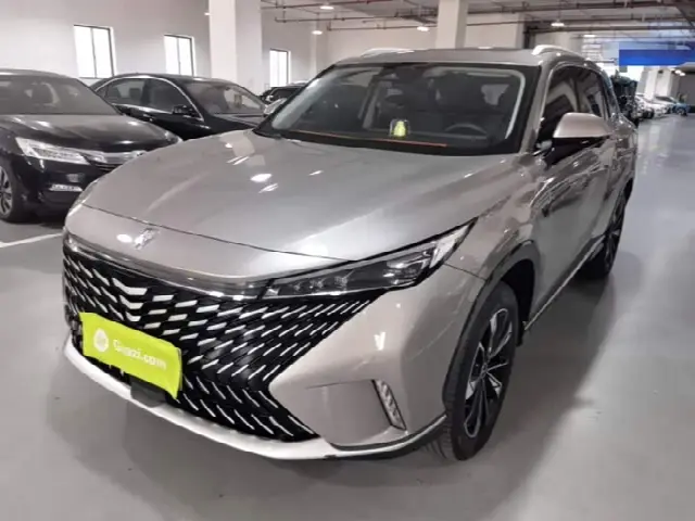 Roewe RX5 Hybrid 2023, 16 900 км