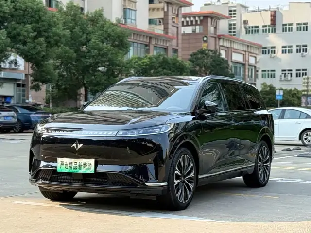 Dongfeng Yipai eπ 008 2026, 72 000 км