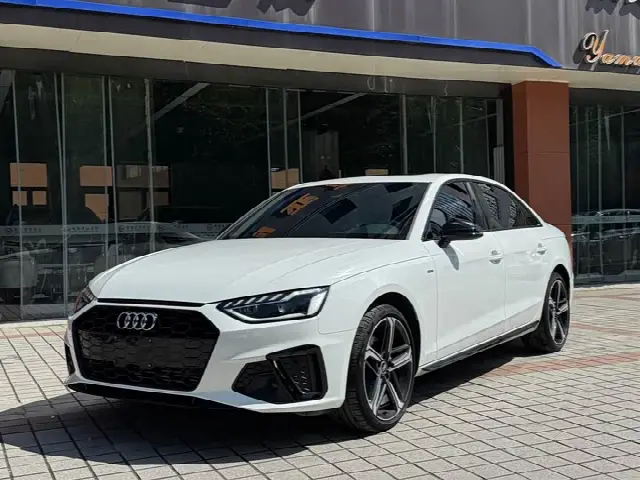 Audi A4L 2024, 20 000 км