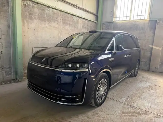 Luxeed V9 2026, новый