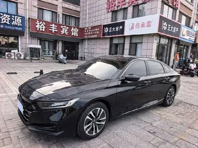 Honda Accord 2022, 50 000 км