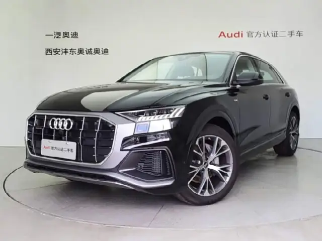 Audi Q8 2023, 28 000 км