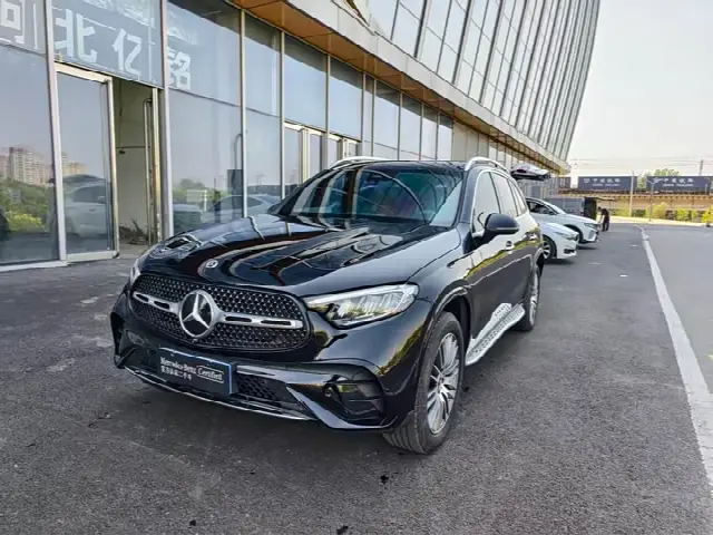 Mercedes-Benz GLC-Class 2024, 16 000 км