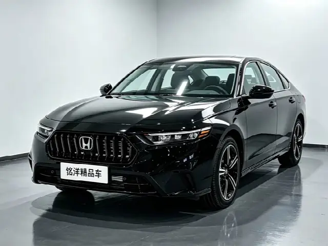 Honda Inspire 2023, 30 000 км