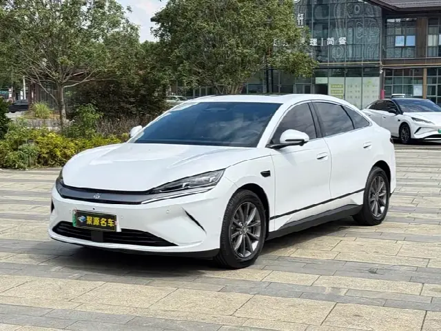 BYD Qin L 2025, 41 000 км