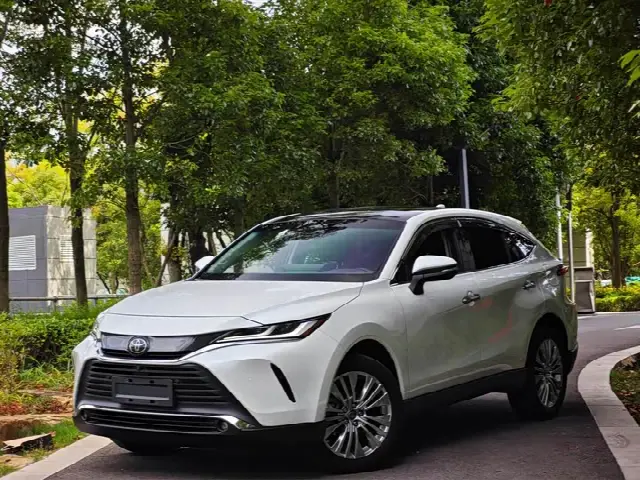 Toyota Harrier 2024, 26 000 км