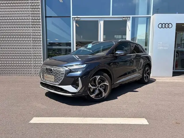 Audi Q4 e-tron 2024, 15 000 км