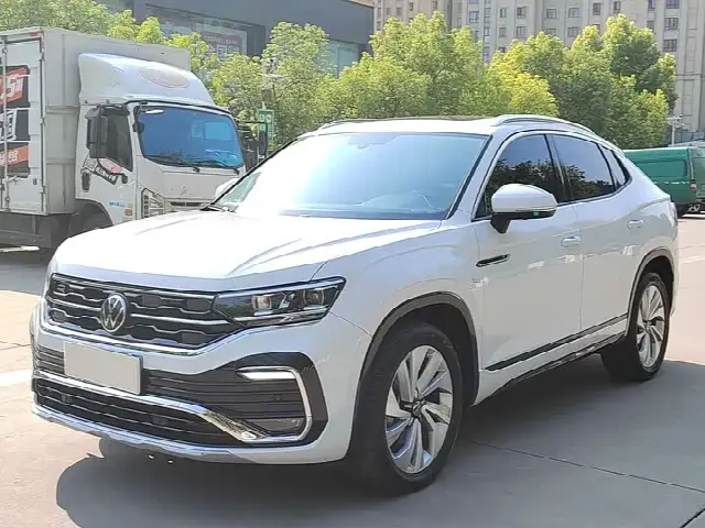Volkswagen Tayron X 2020, 84 000 км