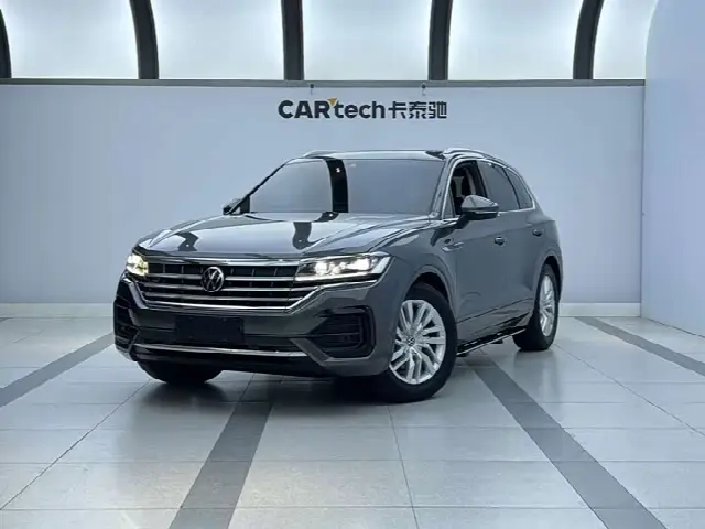 Volkswagen Touareg 2021, 46 000 км