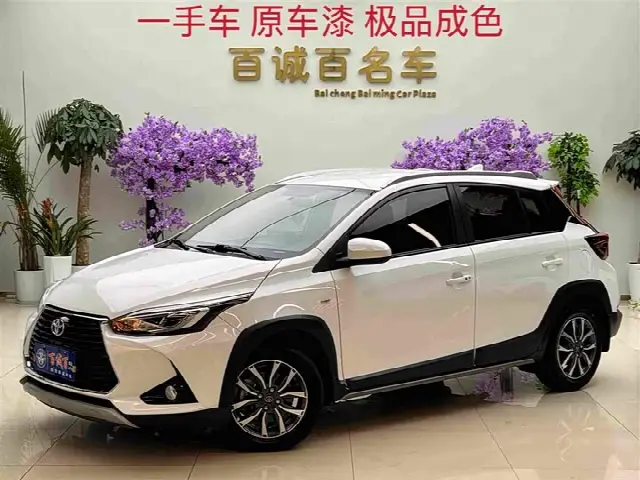 Toyota Yaris L Hatchback 2022, 25 400 км