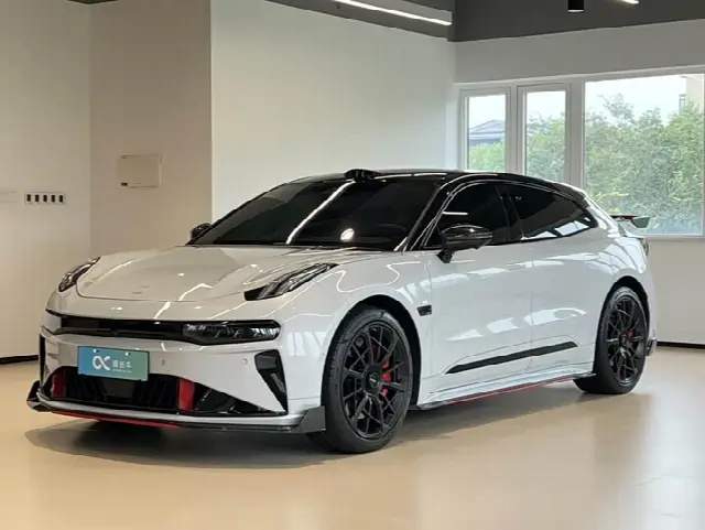 Zeekr 001 FR 2023, 27 200 км