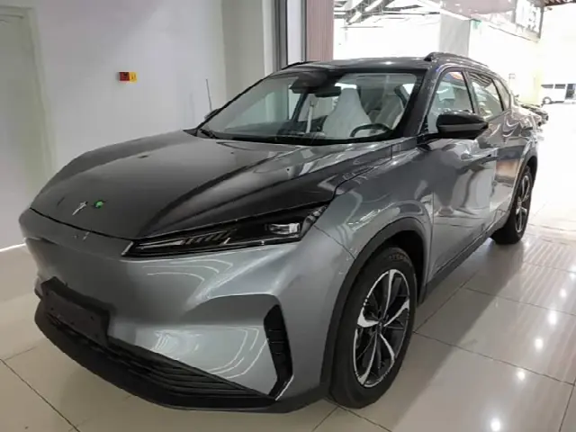 Hedmos 06 2025, 8 500 км