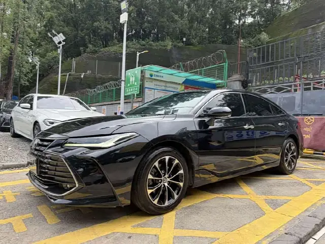 Toyota Avalon 2023, 60 000 км