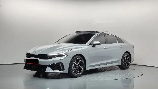 Kia K5 2023, новый